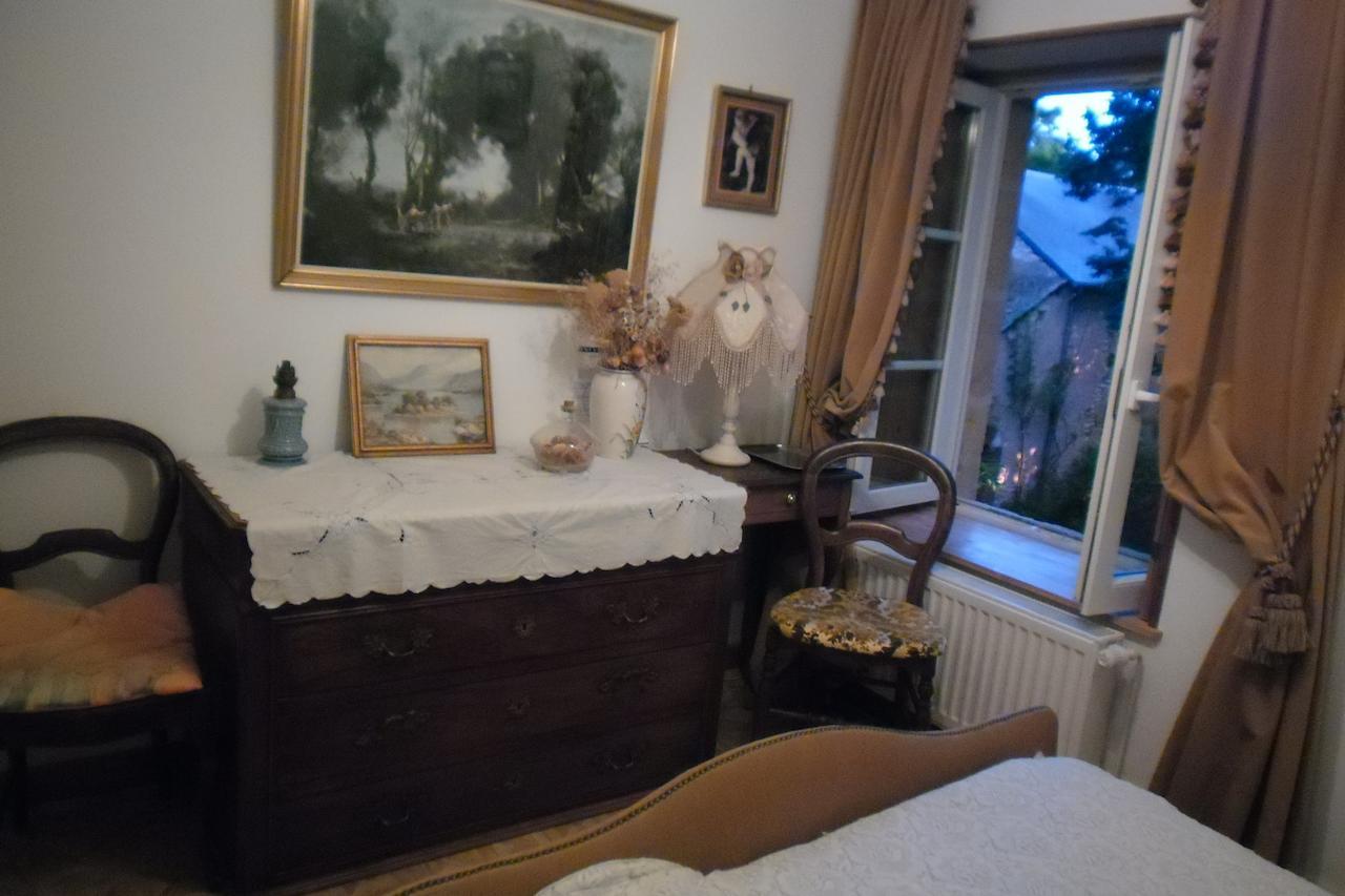 Domaine De Benveau Brecy  Room photo